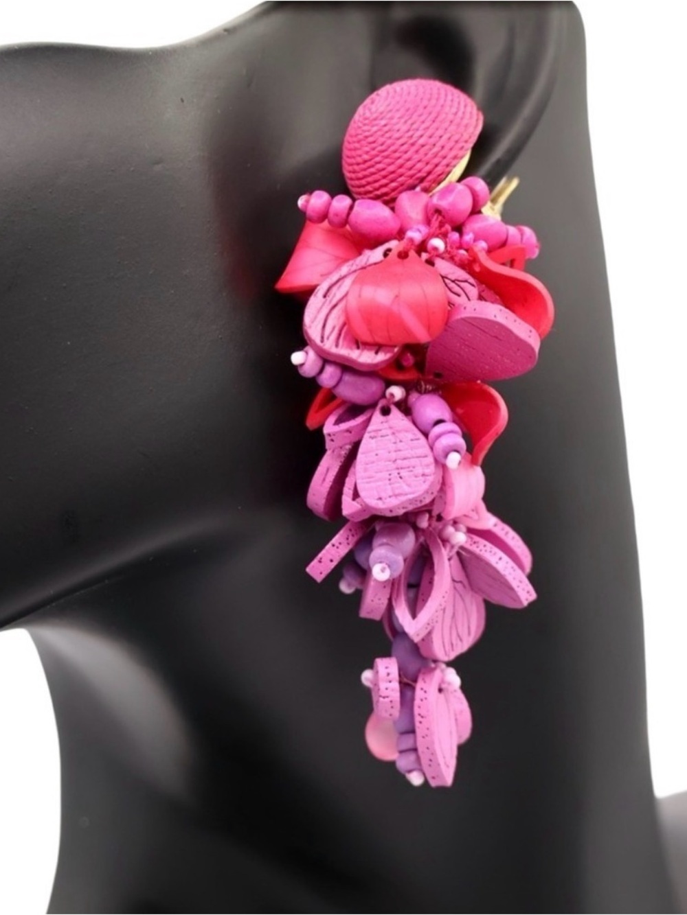 Oscar de la Renta Wooden Flower Cluster Clip Earrings Pink Purple (NO BOX)